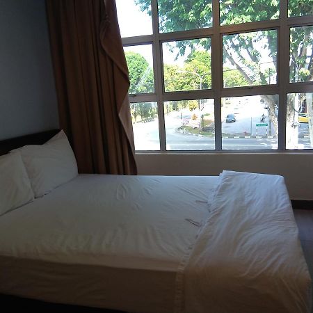 Starview Hotel Lumut Zewnętrze zdjęcie